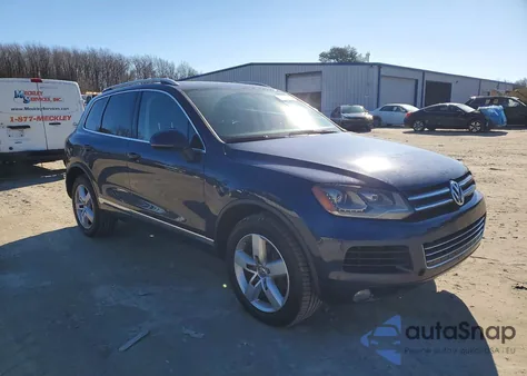 2013 Volkswagen Touareg V6 from USA, damaged, VIN WVGEF9BP2DD003947